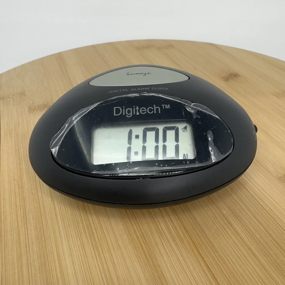 DigiTech‎ CC502 LCD Alarm Clock Oval Digital Battery Operated Gray